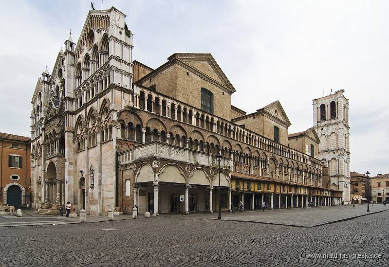 MSG_20080529124820_MSG8760 Kopie.jpg - Dom in Ferrara